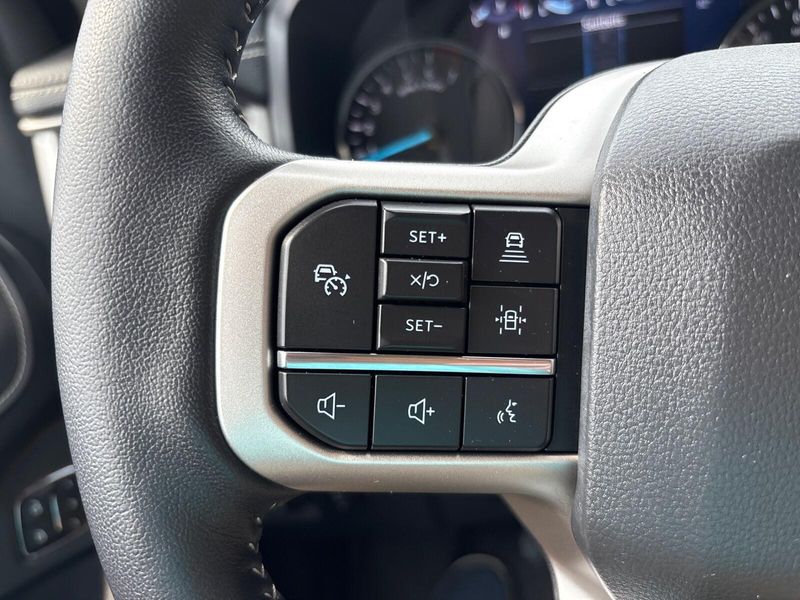 2022 Ford Expedition XLTImage 16