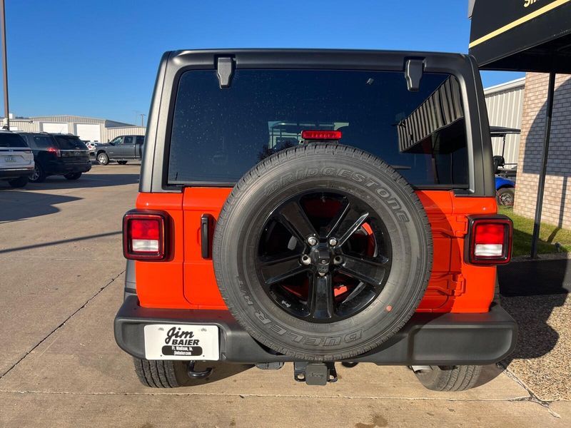 2023 Jeep Wrangler Sport AltitudeImage 10