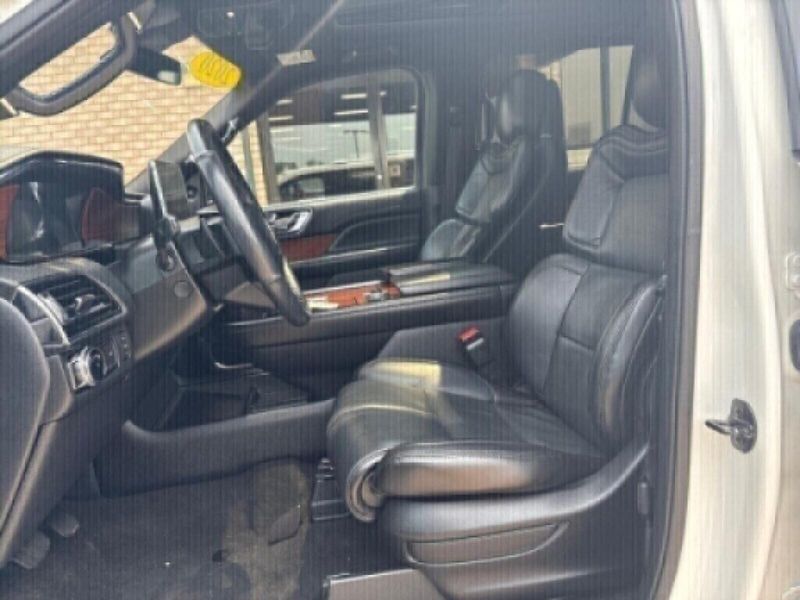 2020 Lincoln Navigator ReserveImage 3