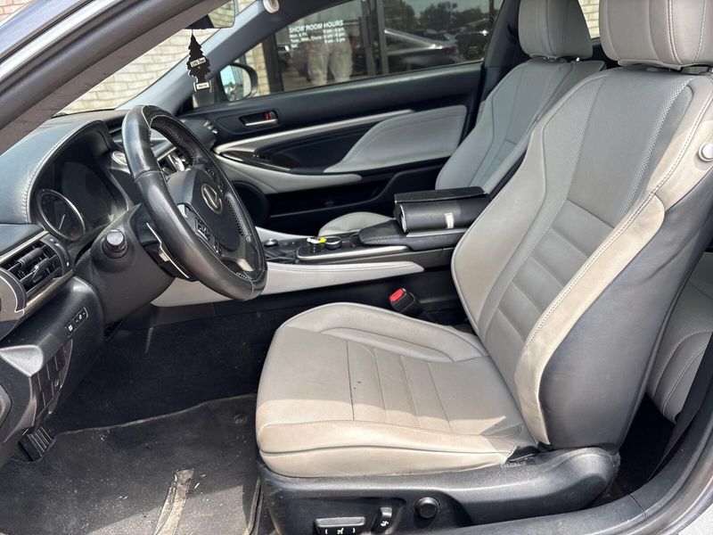Used 2016 Lexus RC 200t Image 3