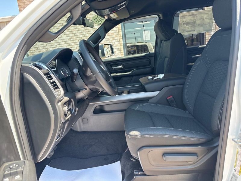 New 2026 RAM 1500 Express Crew Cab 4x4 5