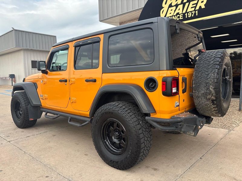 Used 2018 Jeep Wrangler Unlimited SportImage 10