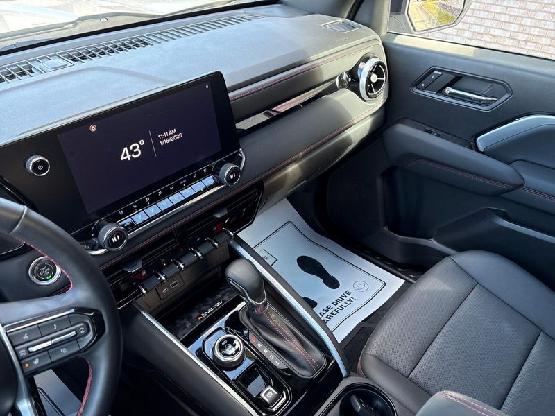 Used 2023 Chevrolet Colorado 4WD Z71Image 21