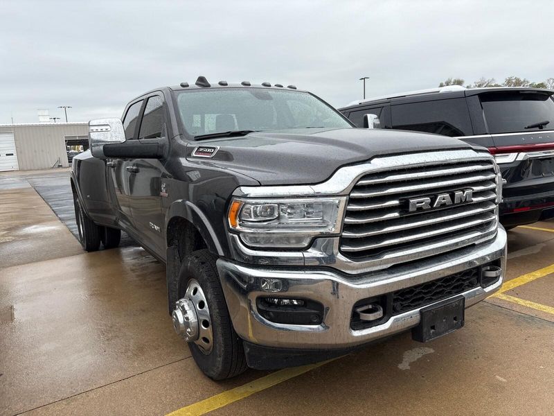 2024 RAM 3500 LonghornImage 3