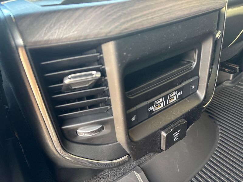 New 2026 RAM 1500 Laramie Crew Cab 4x4 5