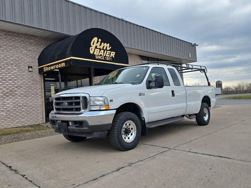 2002 Ford F-250 XLTImage 1