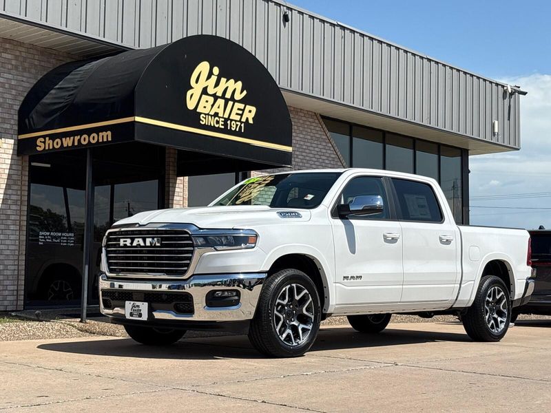 2025 RAM 1500 Laramie Crew Cab 4x4 5