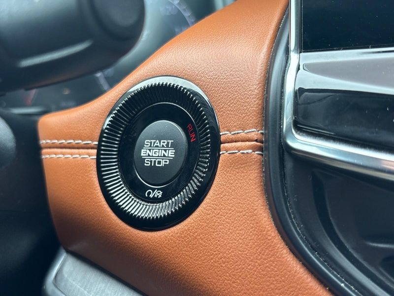 2022 Jeep Compass LimitedImage 18