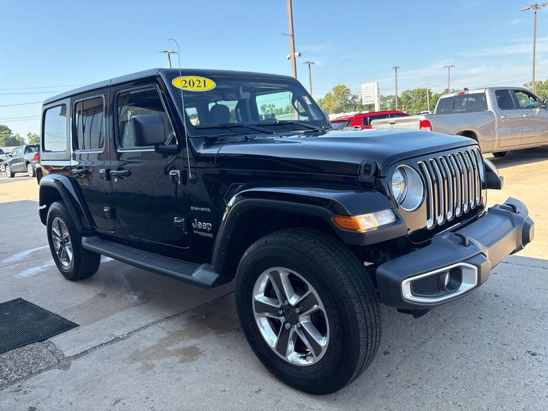 Used 2021 Jeep Wrangler Unlimited SaharaImage 7