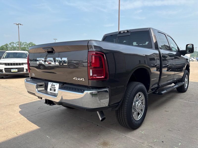 2025 RAM 3500 Tradesman Crew Cab 4x4 6