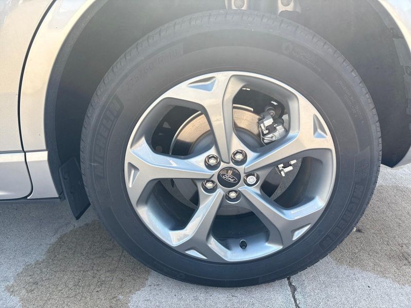 Used 2023 Ford Escape ST-LineImage 11