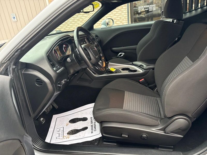 Used 2022 Dodge Challenger GTImage 3