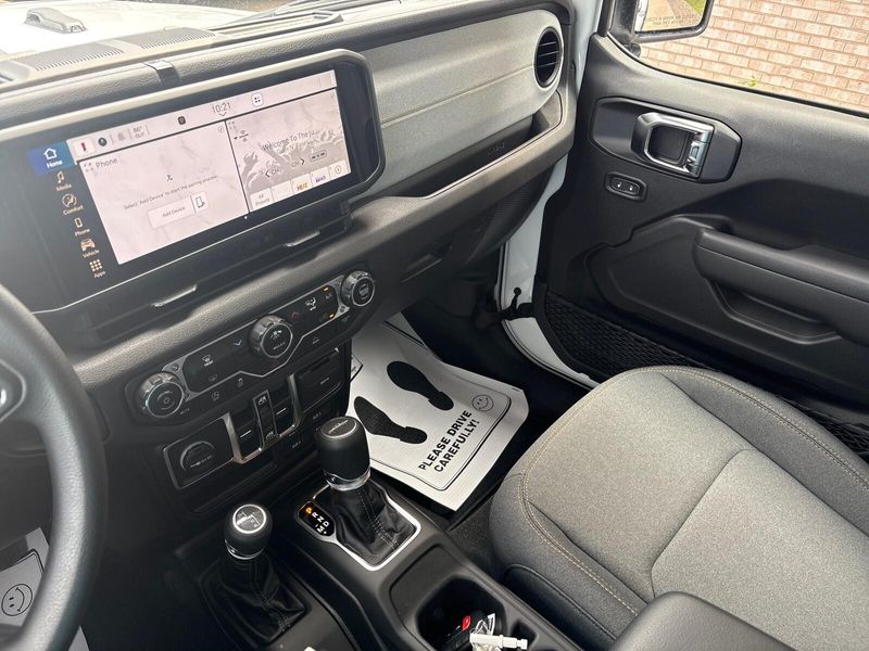 New 2025 Jeep Gladiator Nighthawk 4x4Image 15