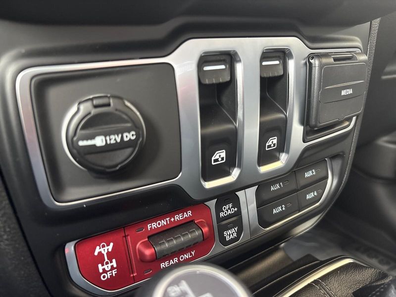 New 2026 Jeep Wrangler 2-door RubiconImage 18