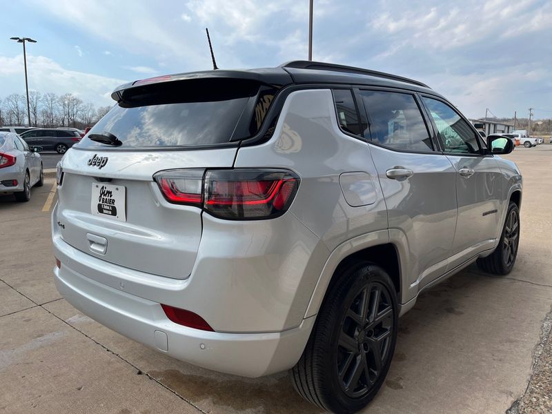 2024 Jeep Compass Limited 4x4Image 9