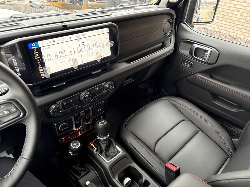 New 2026 Jeep Wrangler 4-door RubiconImage 15