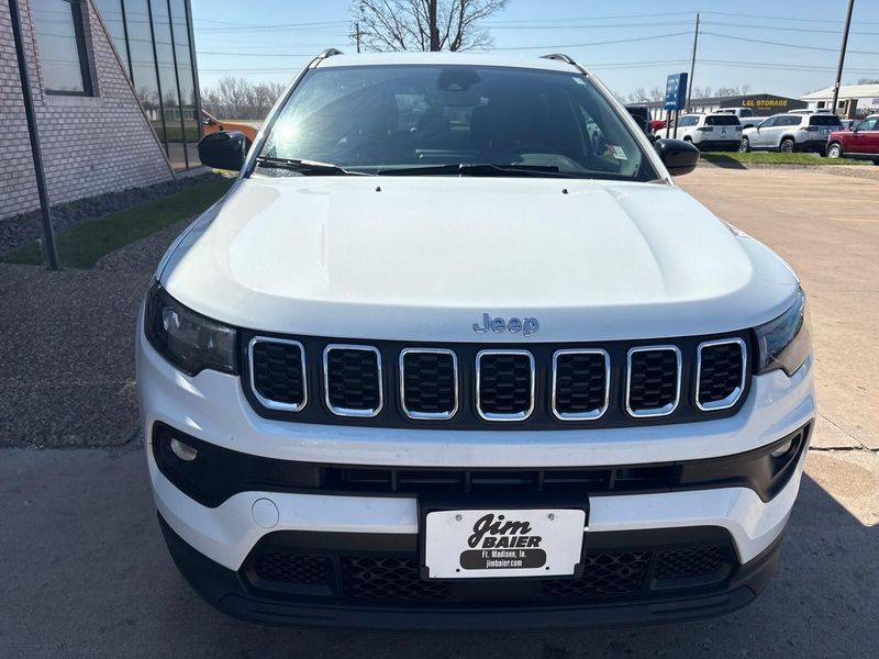 Used 2025 Jeep Compass LatitudeImage 6