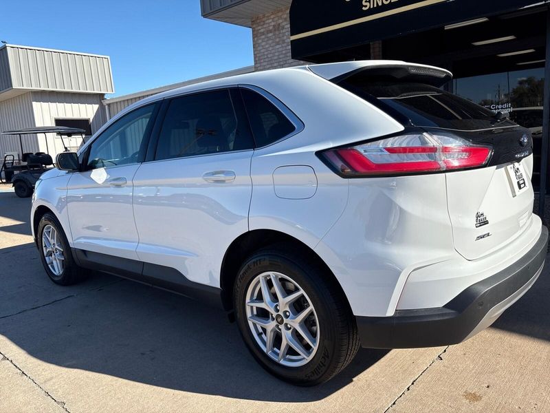 Used 2024 Ford Edge SELImage 10