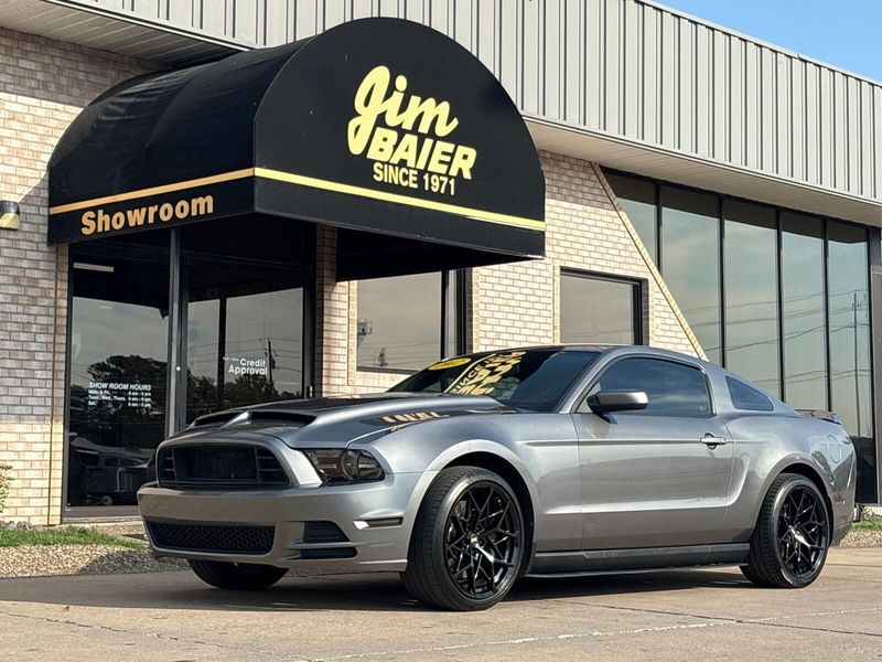 Used 2012 Ford Mustang GTImage 1