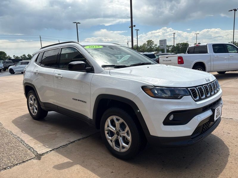 2025 Jeep Compass Latitude 4x4Image 7