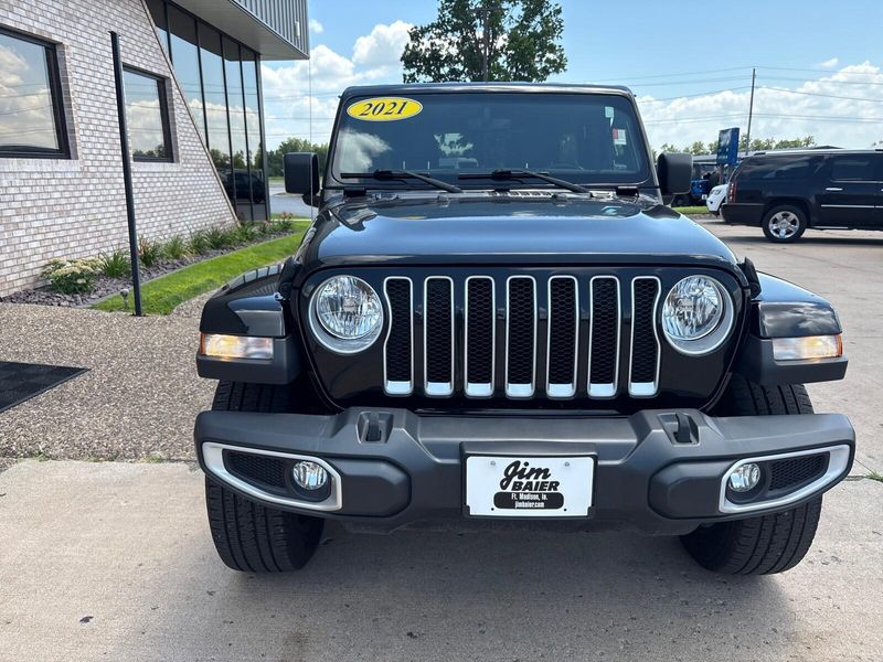 Used 2021 Jeep Wrangler Unlimited SaharaImage 7
