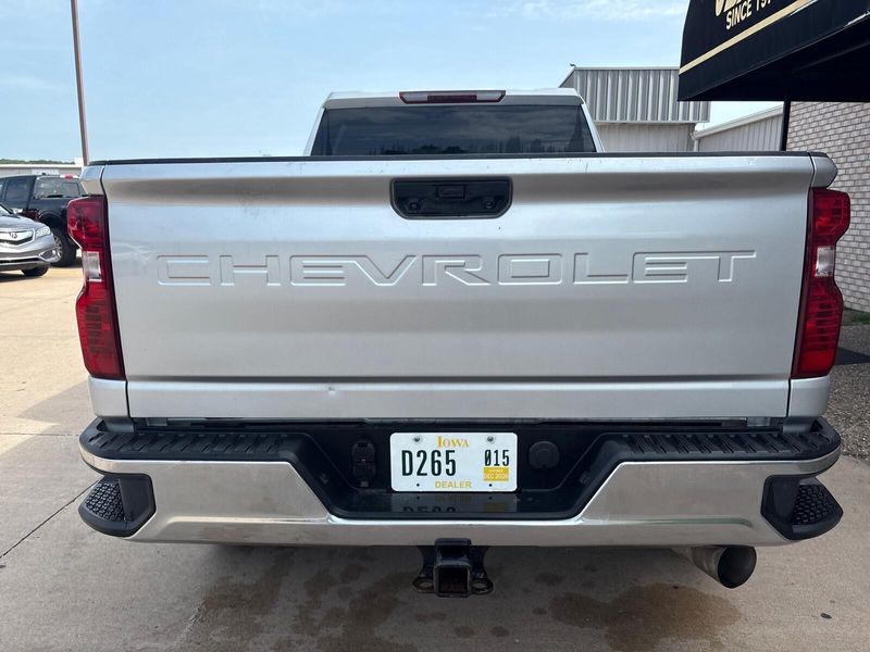 Used 2022 Chevrolet Silverado 2500HD LTImage 9