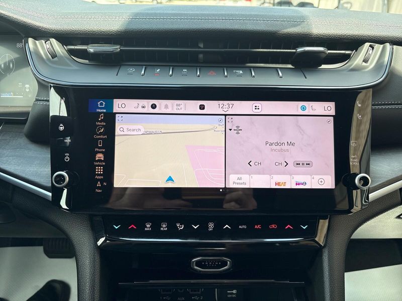 New 2026 Jeep Grand Cherokee Limited Reserve 4x4Image 20