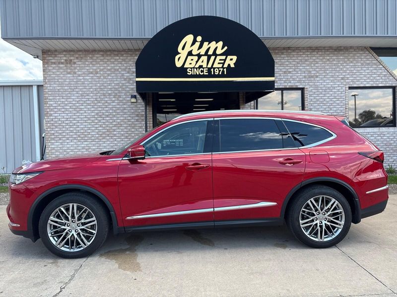 Used 2022 Acura MDX w/Advance PackageImage 2