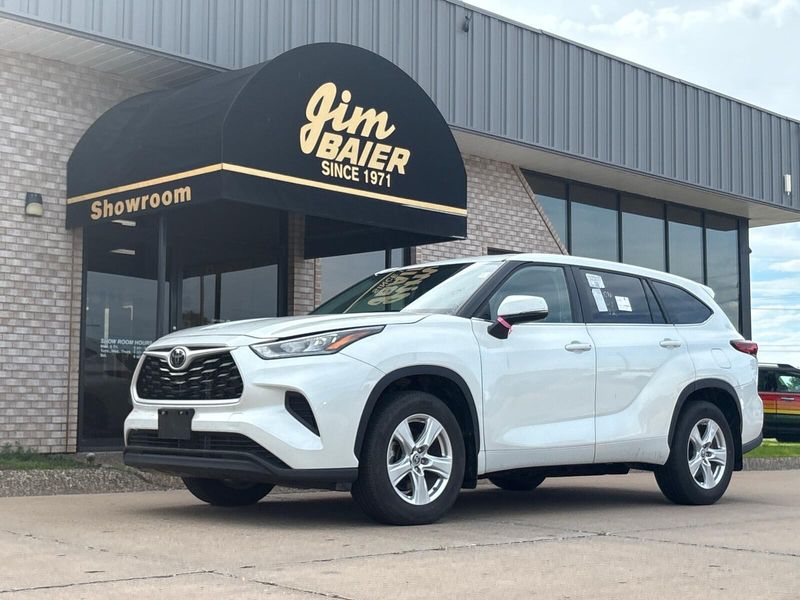 Used 2023 Toyota Highlander LImage 1