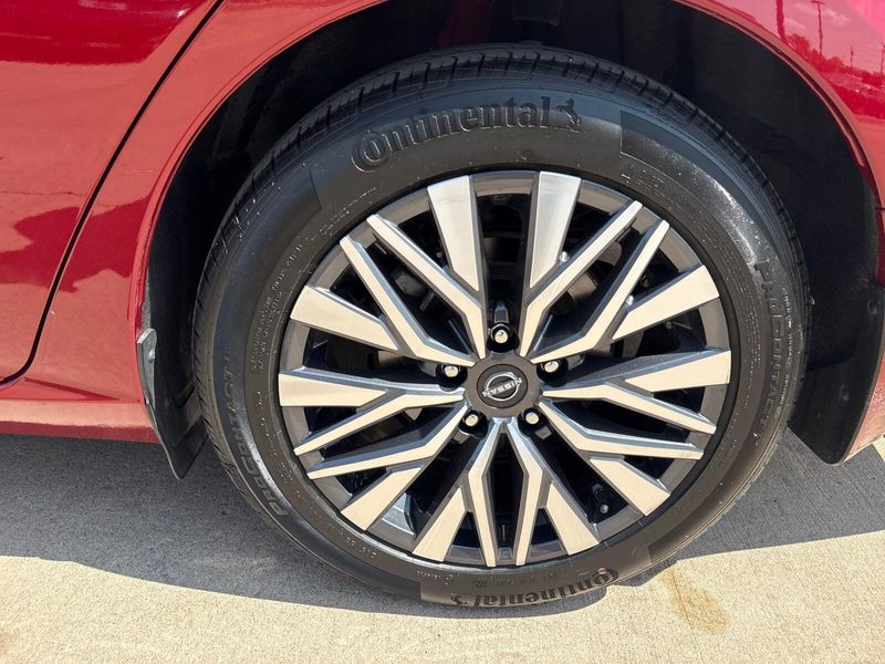 Used 2023 Nissan Altima 2.5 SVImage 11