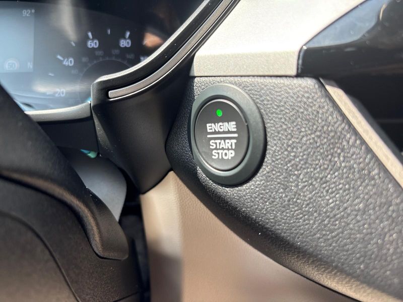 2021 Ford Escape SELImage 20