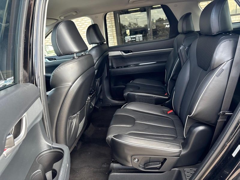 Used 2024 Hyundai Palisade SELImage 4
