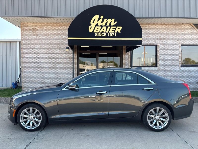 Used 2017 Cadillac ATS Luxury AWDImage 2