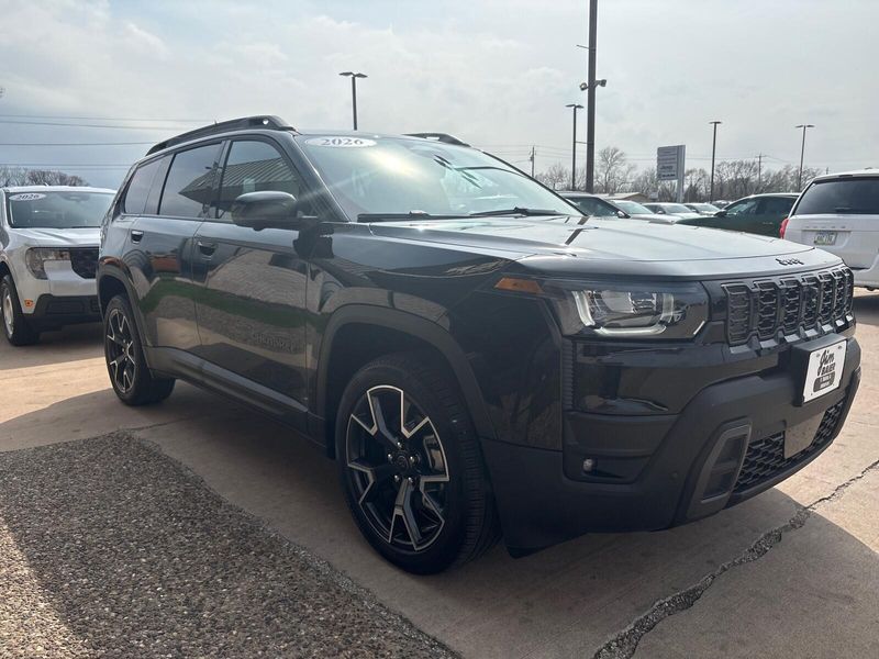 New 2026 Jeep Cherokee Overland 4x4Image 8