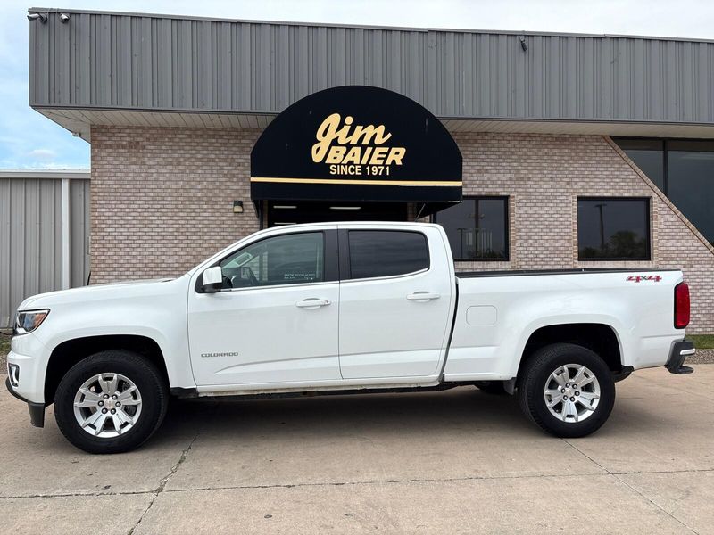2019 Chevrolet Colorado 4WD LTImage 2