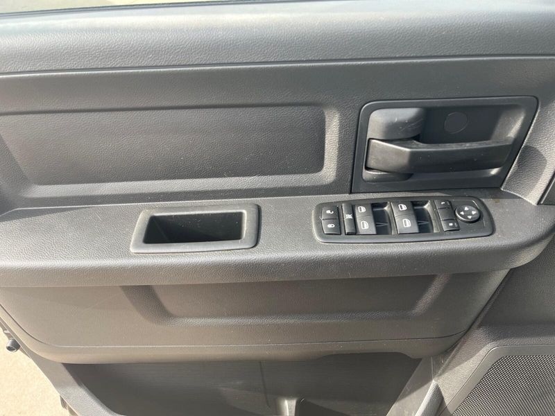 2011 RAM 1500 STImage 14
