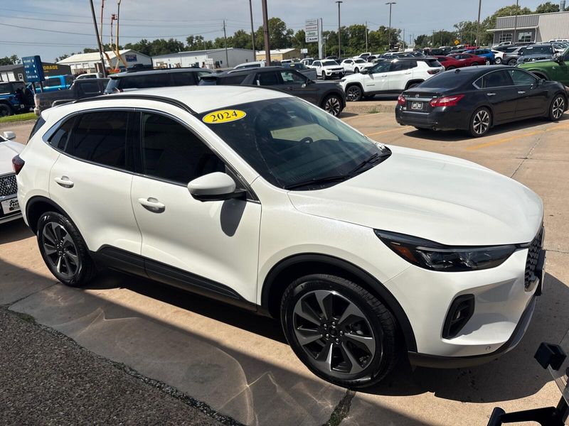 Used 2024 Ford Escape PlatinumImage 7
