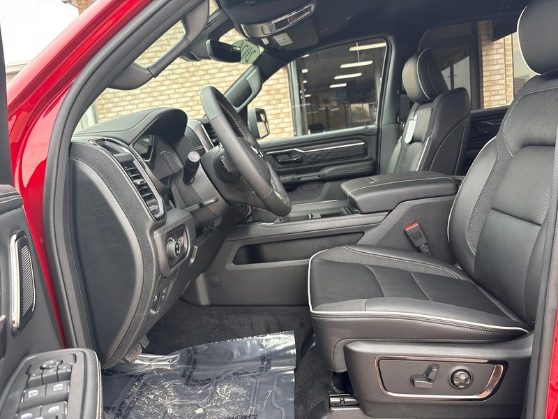 New 2026 RAM 1500 Limited Crew Cab 4x4 5