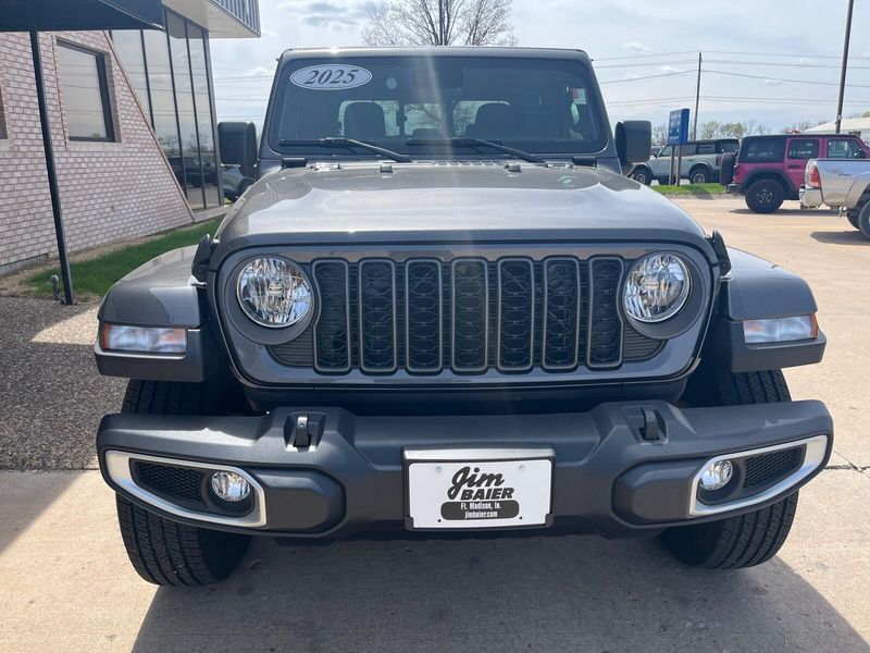 2025 Jeep Gladiator Sport S 4x4Image 6