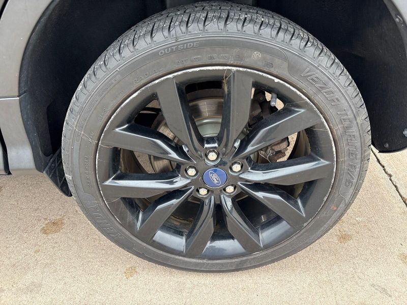 Used 2018 Ford Escape SEImage 12