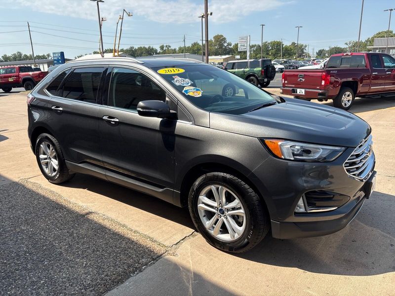 Used 2019 Ford Edge SELImage 7