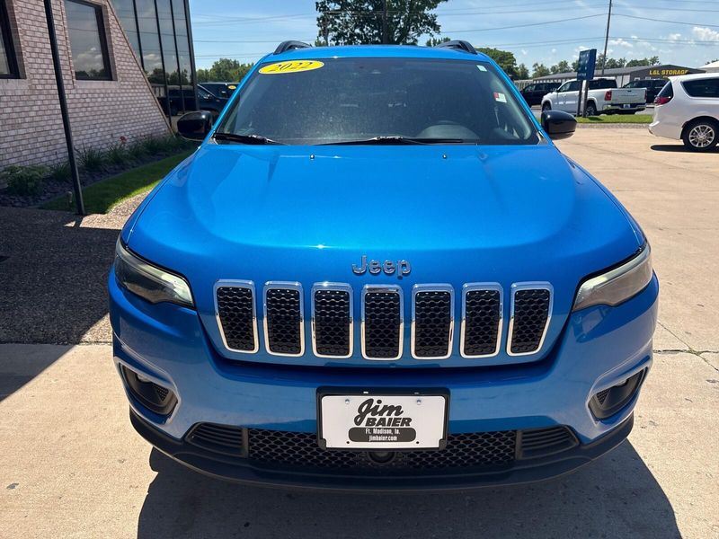 Used 2022 Jeep Cherokee Latitude LuxImage 6