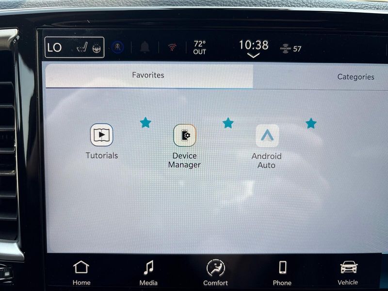 New 2025 Chrysler Pacifica SelectImage 22