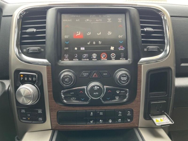 2017 RAM 1500 LaramieImage 23