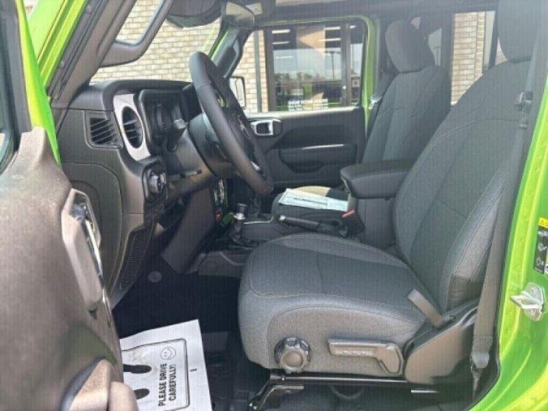 2025 Jeep Wrangler 4-door WillysImage 3
