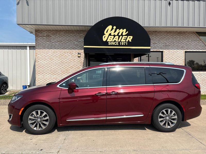 2020 Chrysler Pacifica Touring L PlusImage 2