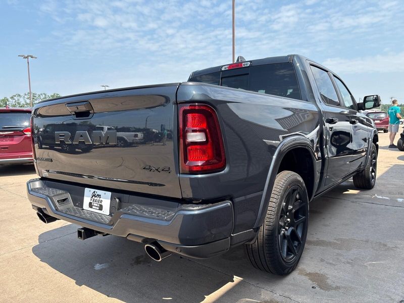 2025 RAM 1500 Laramie Crew Cab 4x4 5