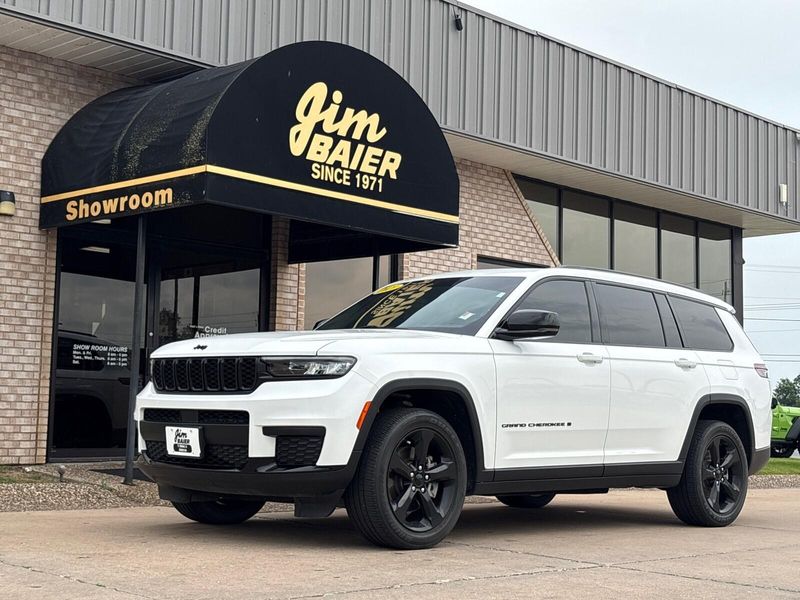 2021 Jeep Grand Cherokee L AltitudeImage 1