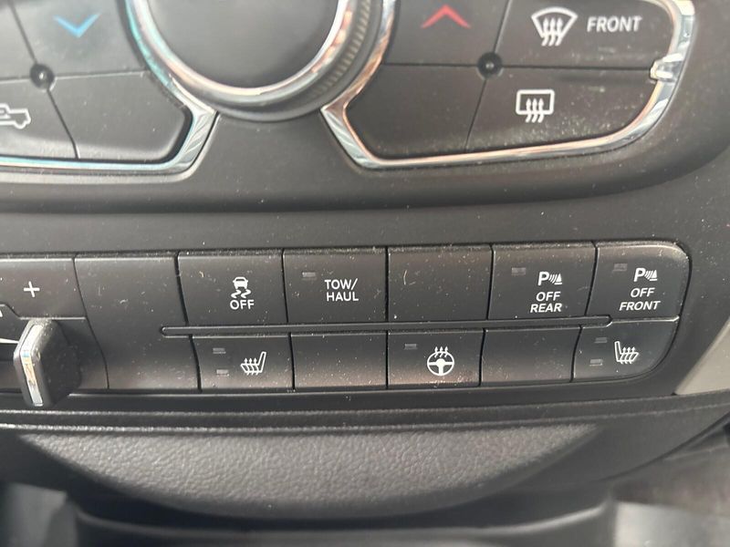 Used 2014 RAM 1500 Big HornImage 19