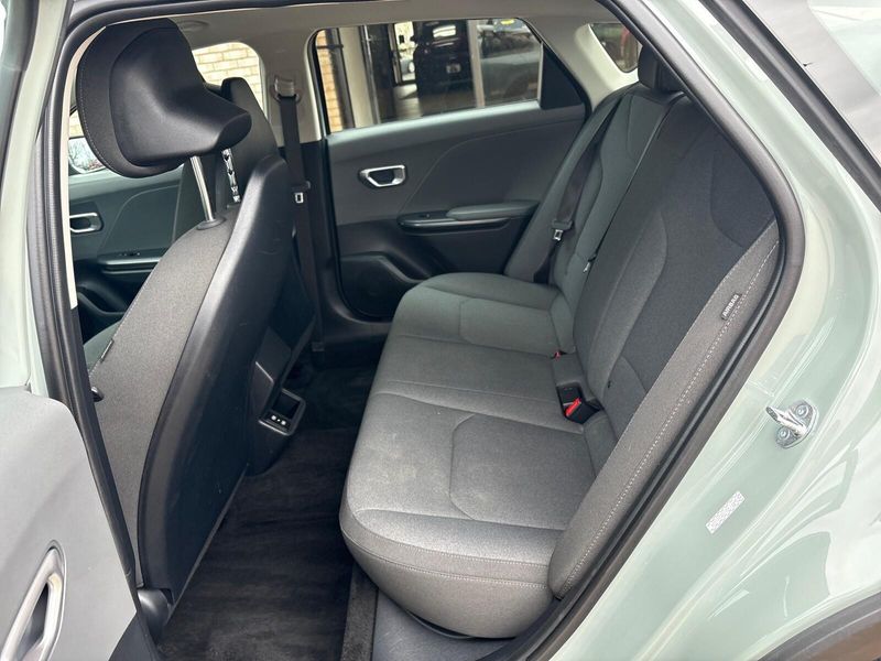 Used 2025 Kia K4 LXImage 4